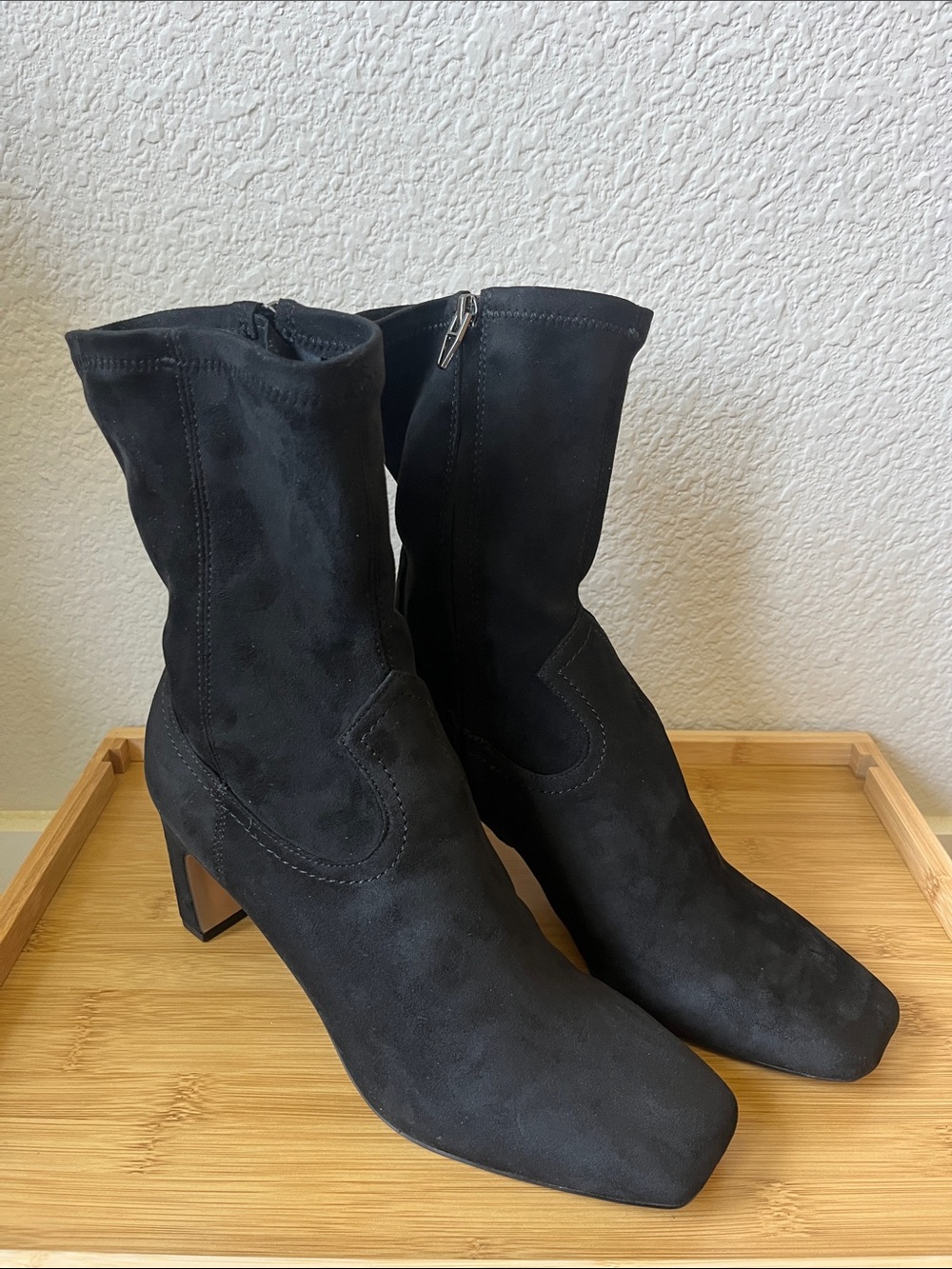 Dolce Vita Roan Black Suede Mid-Calf Block Heel Boots